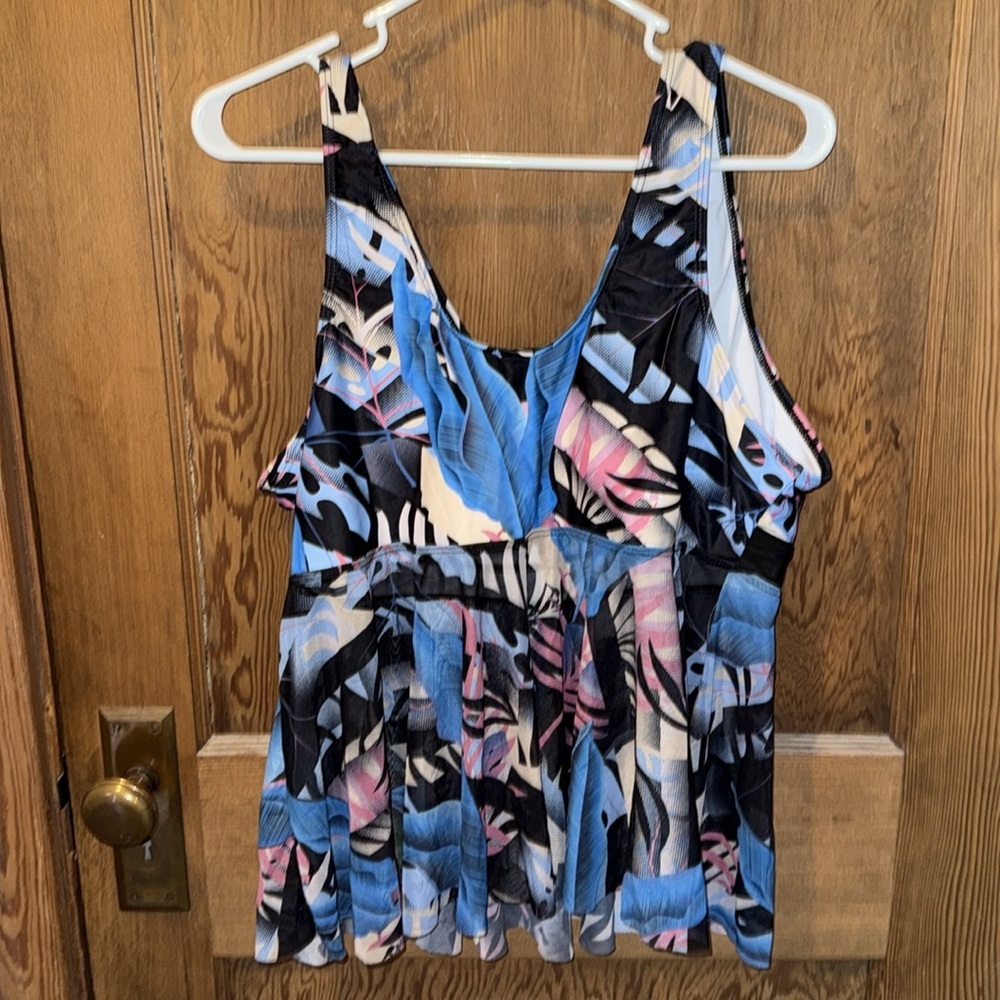 SHEIN tankini set, black tropical print - Picture 4 of 6